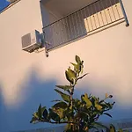 Jela