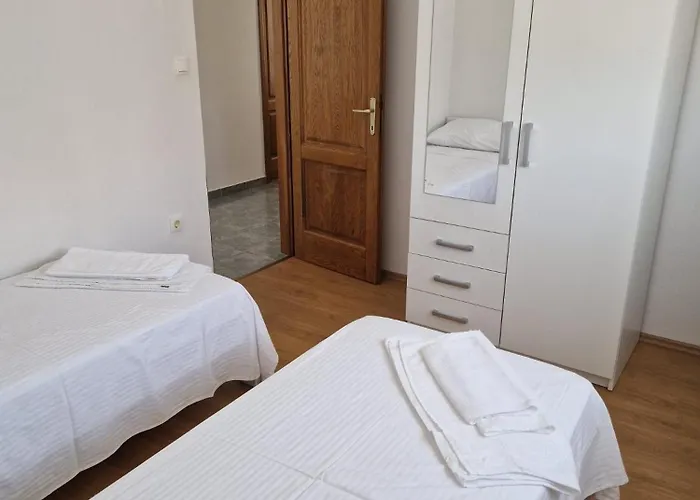 Apartament Jela