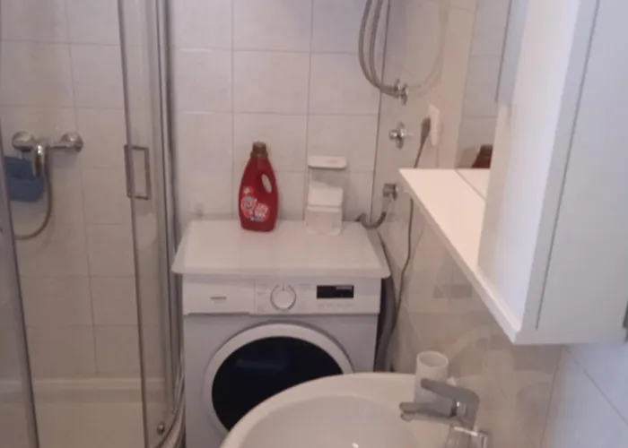 Jela Apartamento *